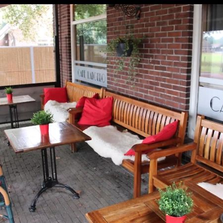Cafe Langelo Hotel Екстериор снимка